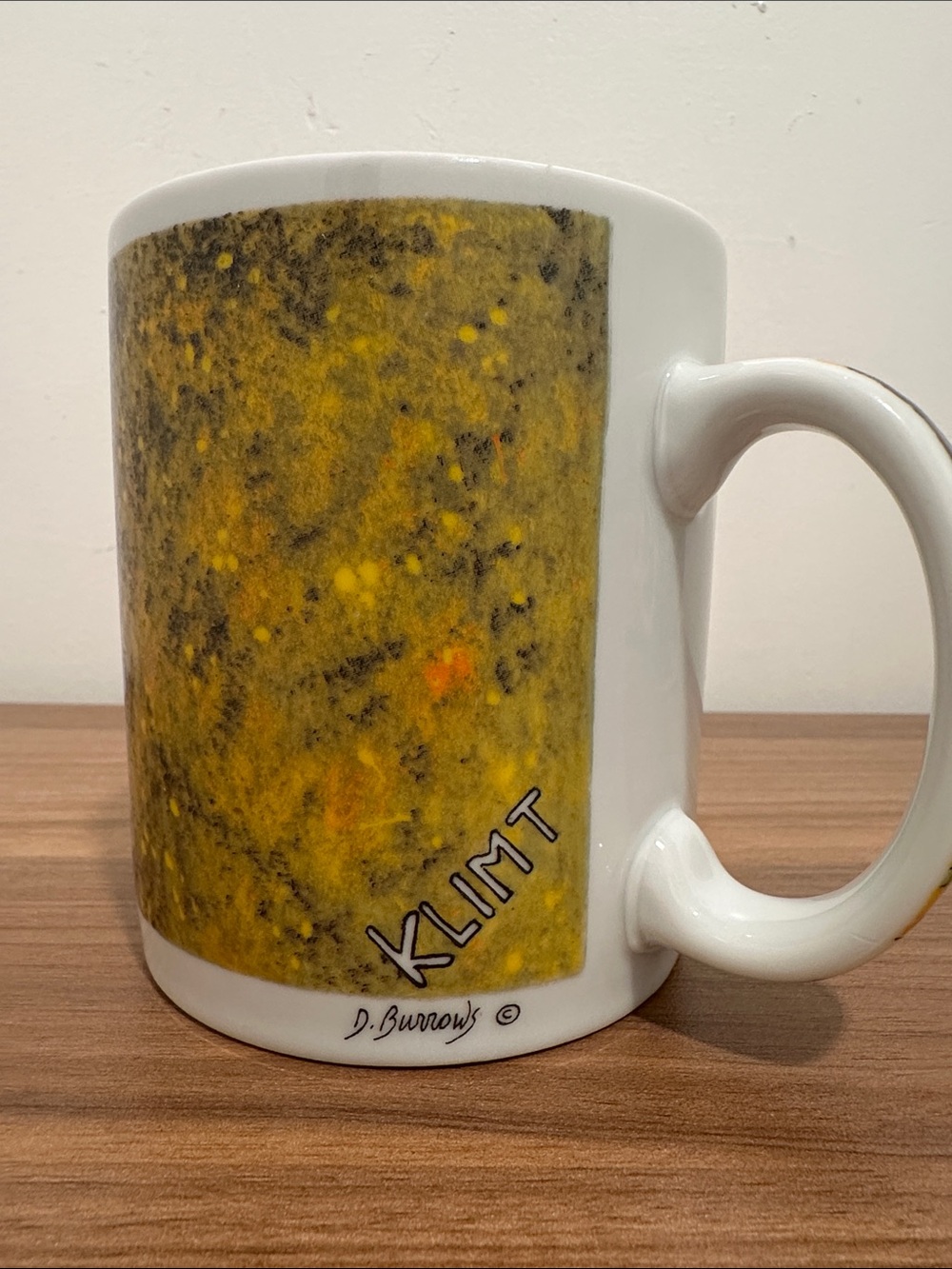 J. Burrows, Klimt Print Coffee Mug Featuring 'The Kiss' Motif in Gold and White - Picture 6 of 8